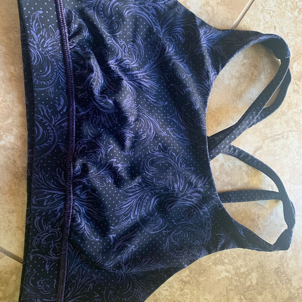 Lululemon Energy Bra Black Lavender Floral Print 4